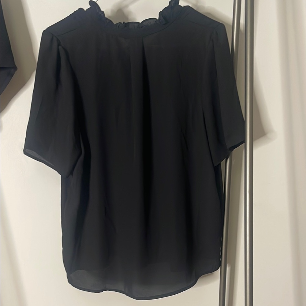 T Tahari Black Pleated Ruffled Blouse - Picture 4 of 4